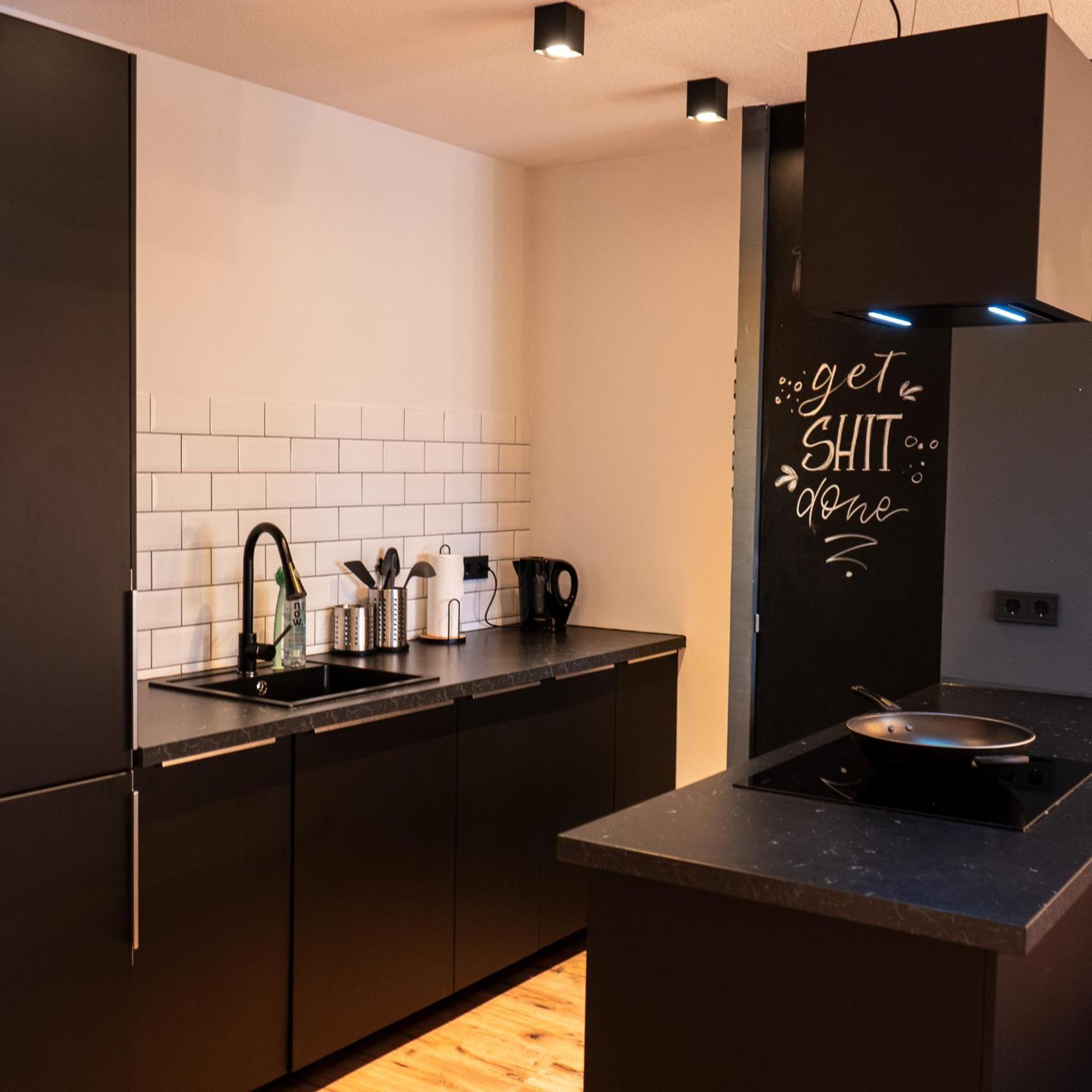 M Apartment Charme - Gemuetlich Geraeumig Heimisch Ландау  Экстерьер фото