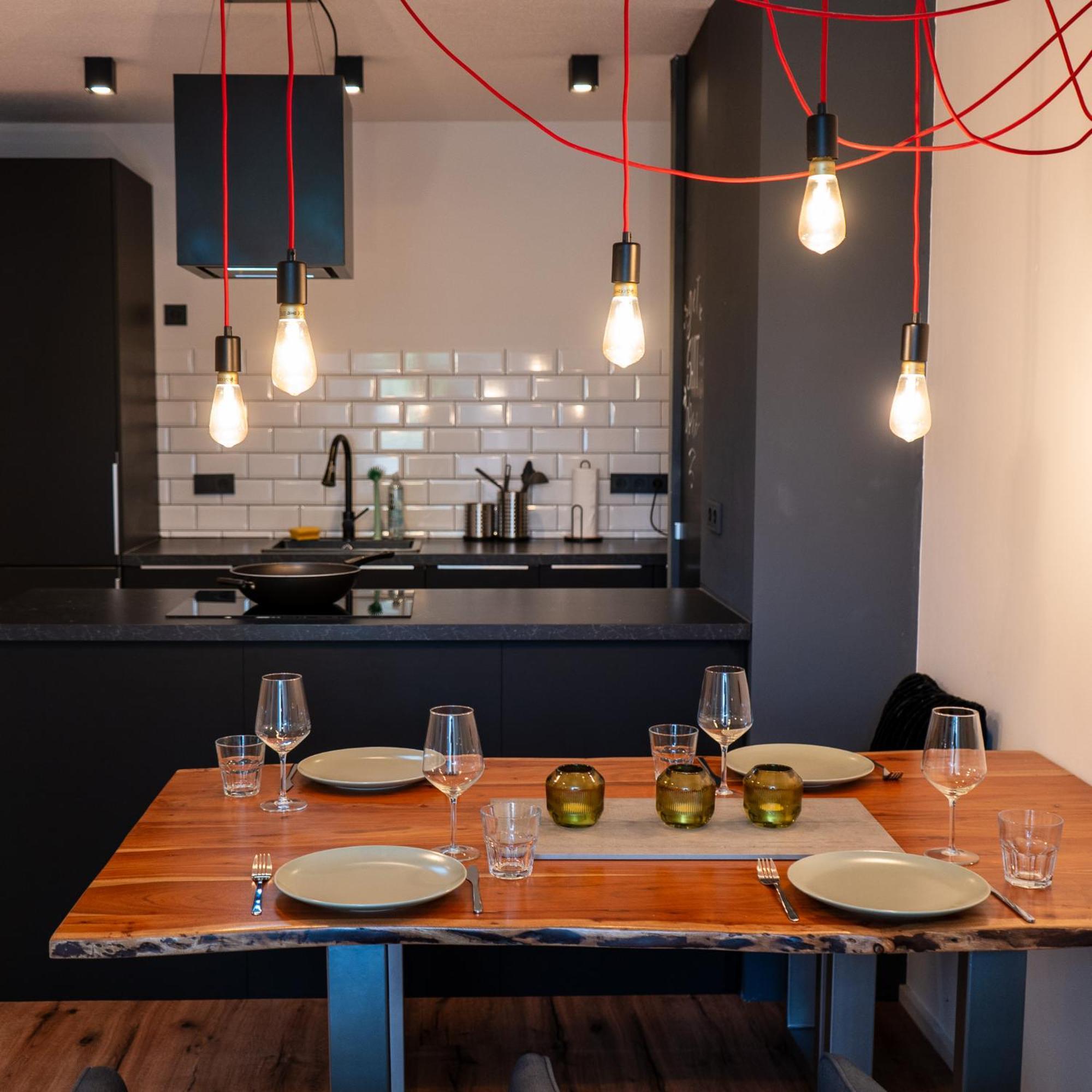 M Apartment Charme - Gemuetlich Geraeumig Heimisch Ландау  Экстерьер фото